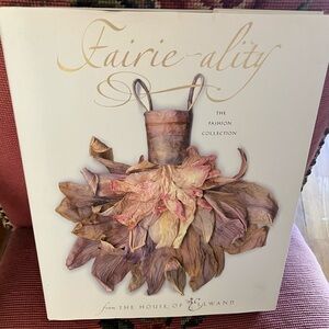 Fairie-ality: The Fashion Collection from the House of Ellwand❣️